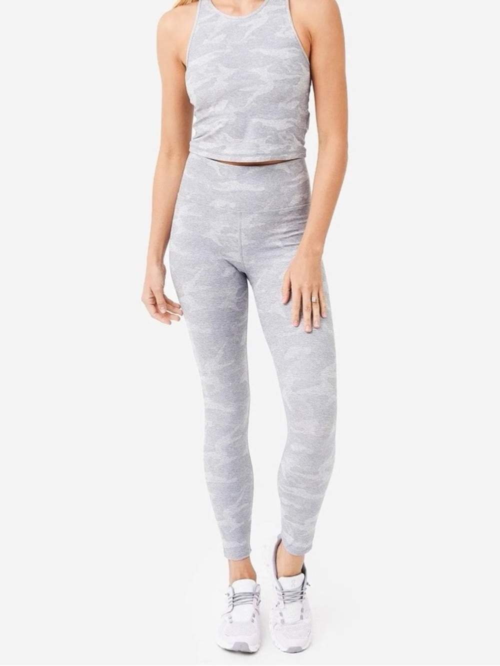 Vuori flawed clean elevation grey camo leggings